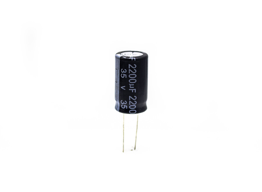 2200μF - 35V