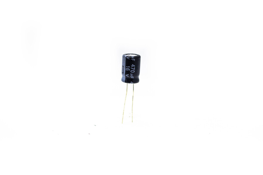 470μF - 16V